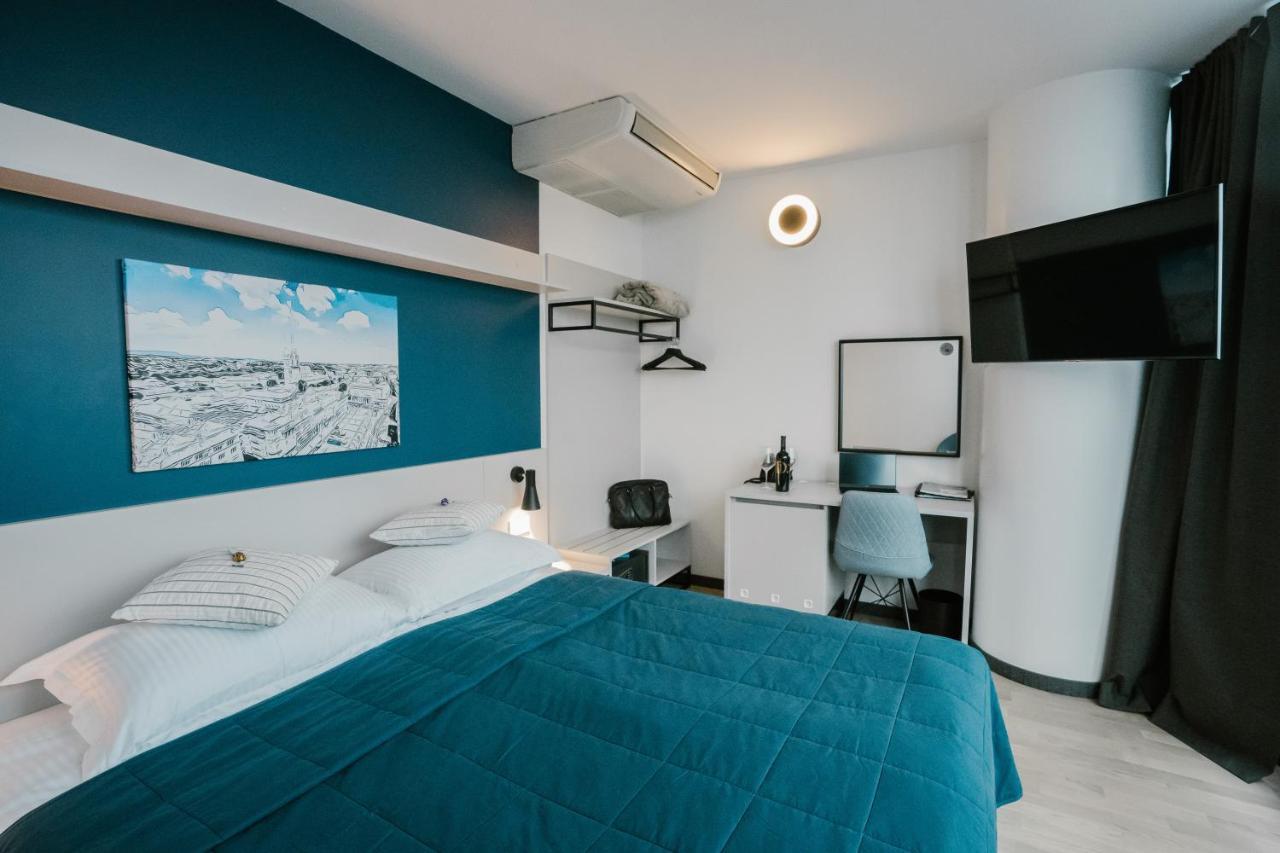 Hotel Blue Zágráb Kültér fotó