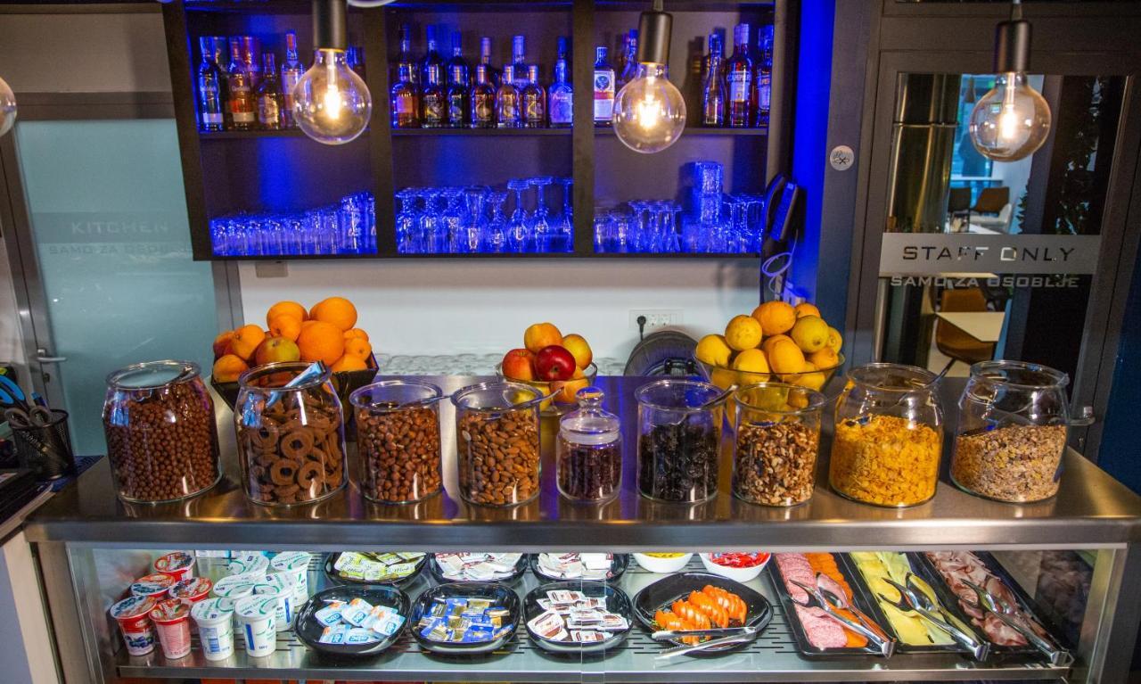 Hotel Blue Zágráb Kültér fotó